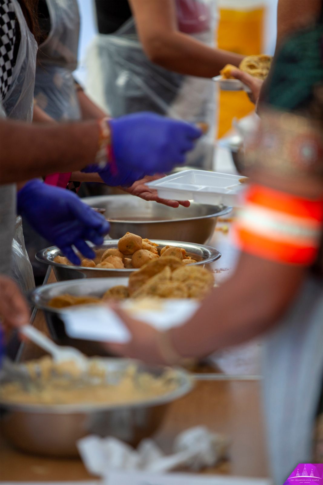 ©1987-2017 SKS Swaminarayan Temple East London